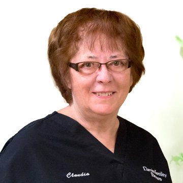 Headshot of Claudia, Registered Nurse and Donor Coordinator